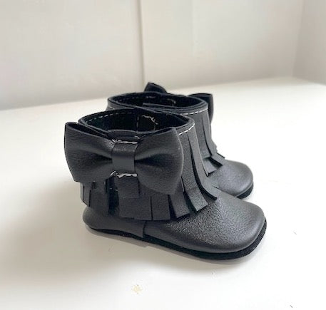 Ankle Bow boots in Black size 4