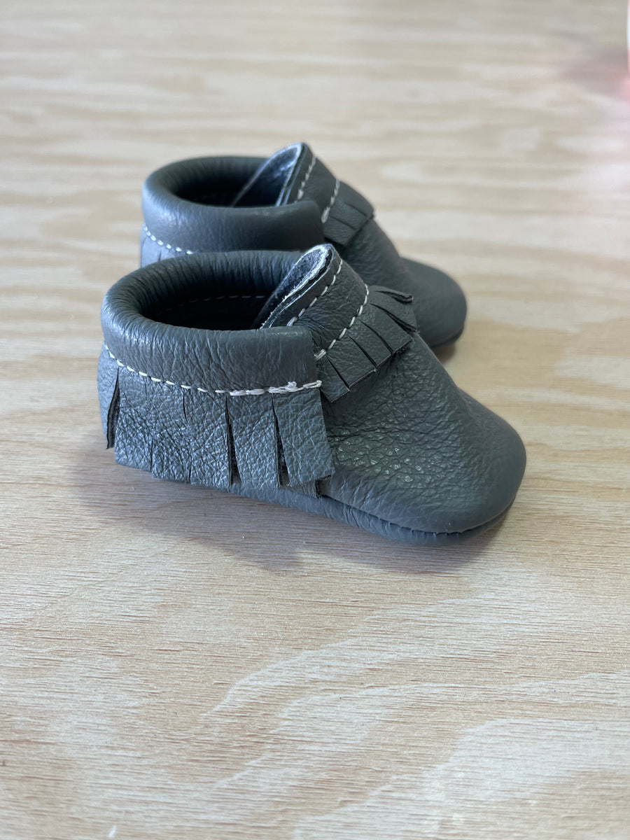 Grey Classics Size 1
