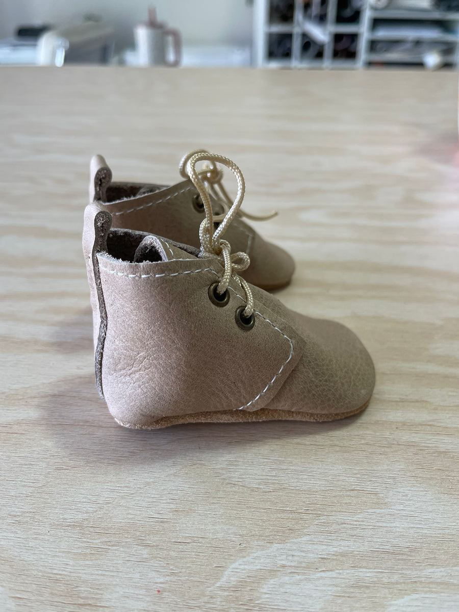 Weathered Brown Oxford size 2