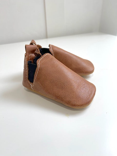 Blake Chelsea Boots in Cognac size 4