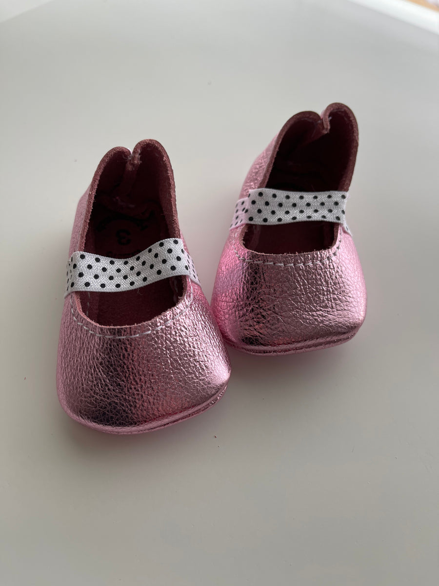 Valentine Pink Metallic Flats size 3